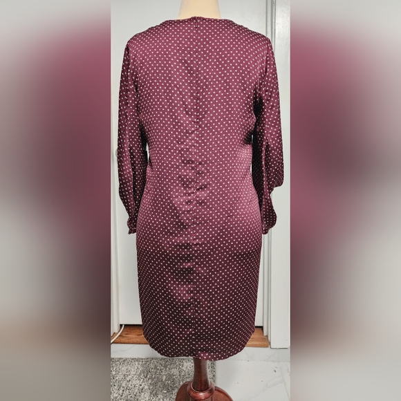 NWT VINCE CAMUTO Printed Dress, 14P - Picture 10 of 16